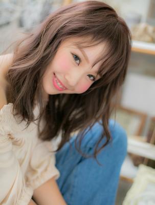 ニュアンス感ある、ほつれ感ウェーブ