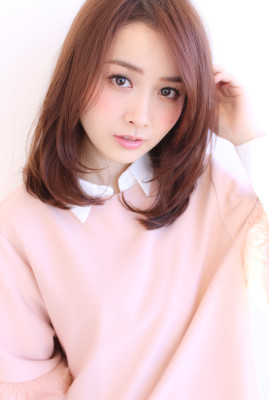前髪長めで大人可愛いミディアム【H-404】