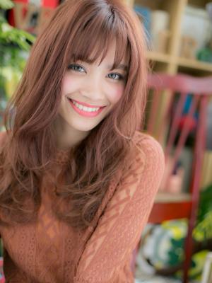 個性派カラーでラブグラマラス