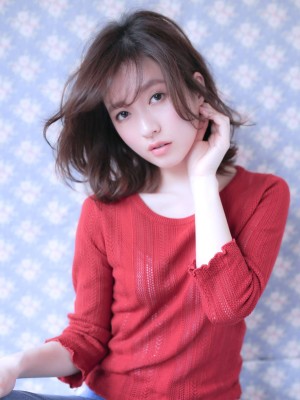 小顔こなれラフボブ