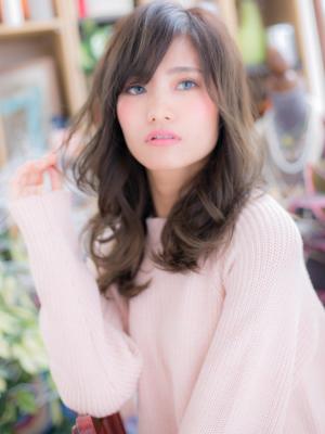 キレイめ無造作ウェーブ