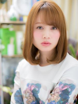 ハイトーンナチュラルボブ