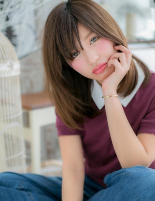 しっとりまとまる☆フェミニンストレート