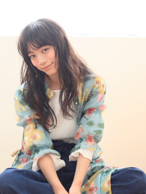 厚めバングナチュラルロング