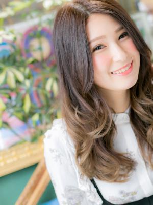 グラマラスな大人ドーリーロング