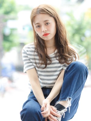 大人可愛いセンターパート