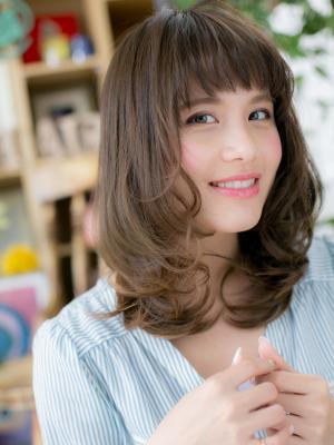 眉見せがキュート！ラブグラマラスミディ