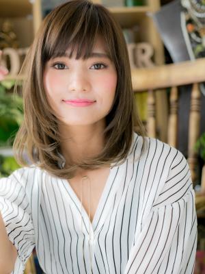 ヌーディストレートで透明感☆