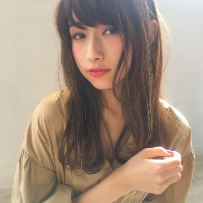 小顔セミロングくせ毛風ラフパーマ