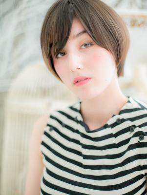 モード感ある大人ショート