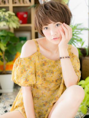 女度高め◎前下がりバルーンショート