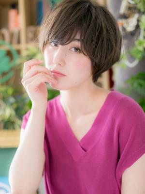 大人女子の…プレミアム前下がりショート