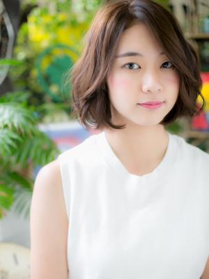 大人の上品さ◎暗髪大人ボブ