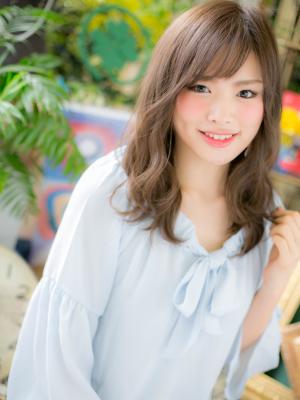 斜めバングでふんわりリラクシー♪