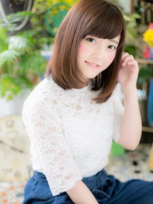 大人かわいい♪ミディアムツヤストレート