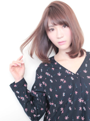 透明感ツヤ感ミディアム