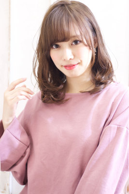 フェミニンパーマ 小顔バングヘア