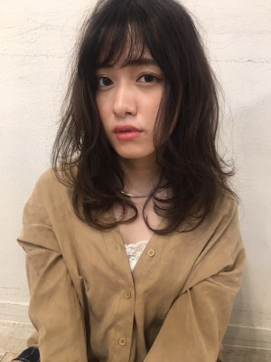 愛されフェミニンモテウェーブミディ