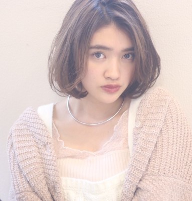 小顔フェミニンワンカールモテボブ