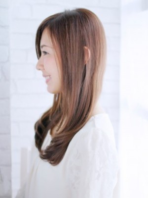 グロッシーストレート