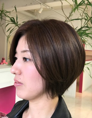 前下がりショートボブ