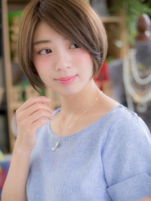 斜めバングが女子力UP♪さらつやマッシュボブ