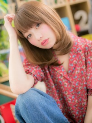 色っぽシンプル♪前下がりワンカールミディ