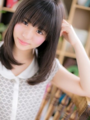 黒髪の☆清純派小顔ストレート