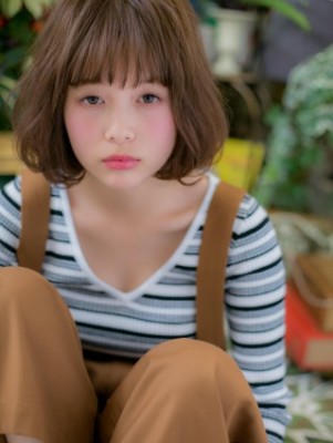 透明感カラーの大人かわいいフェアリーボブ