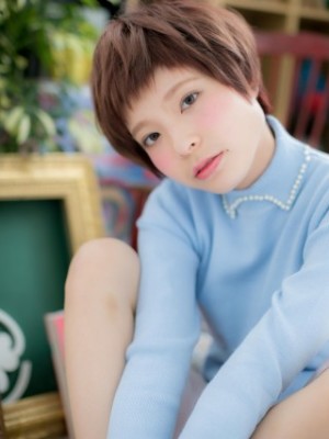 大人かわいい★ピンクガーリーショート