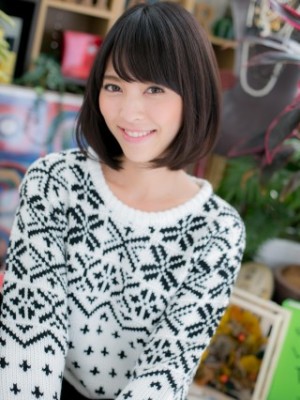 黒髪ボブｘ斜めバングの大人クラシカル