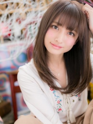 大人かわいい♪ニュアンスストレート