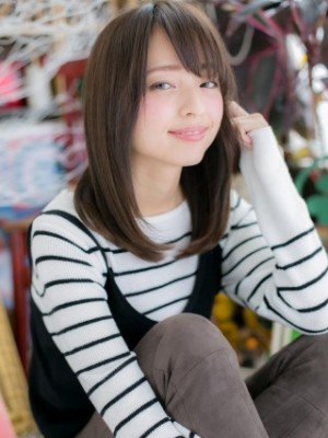 前下がり◎小顔ナチュラルストレート