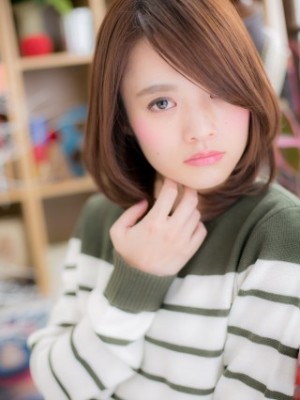 大人かわいい♪ひし形フォルムツヤミディ