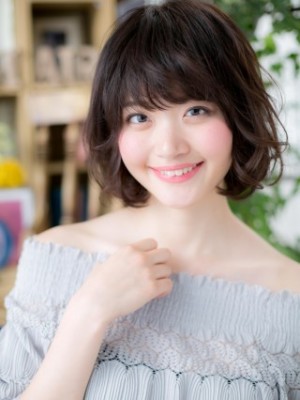 ふわっと仕上げ♪重軽黒髪小顔エアリーミディ