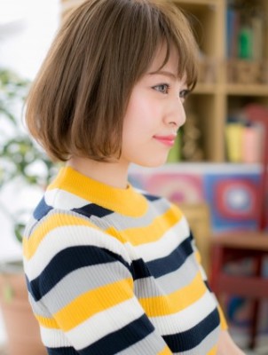 大人かわいい♪ガーリー小顔ボブ
