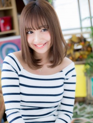 大人かわいいシースルーバングツヤ感小顔ワンカールロブ