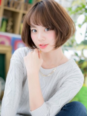 ひし形フォルムで小顔グラマラス！大人ボブ