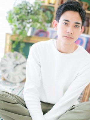 大人クールな七三ビジカジショート
