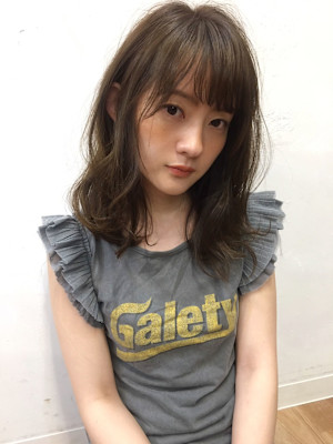 オリーブアッシュ顔周り小顔カット【y−３２４】