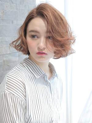 大人かわいいグレージュボブは小顔になれる♪