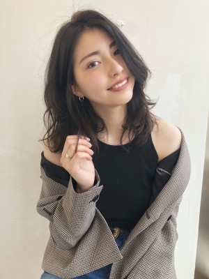 ダークグレージュ ひし形シルエットミディ ダークグレージュ ひし形シルエットミディのイメージ画像