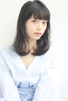 暗髪セミディ　ワンカールデジタルパーマ