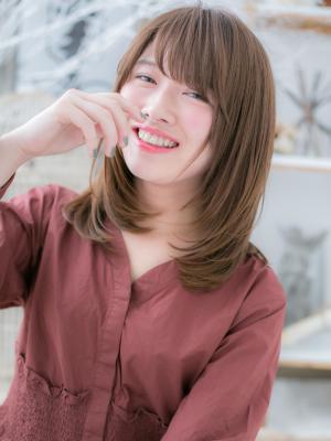 好感度大！斜めバングのツヤ感ワンカール