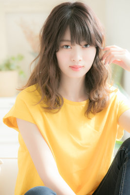 切りっぱなし×ニュアンスミディ