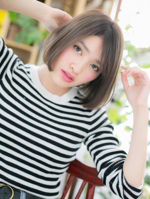 大人クラシカル…小顔前下がりボブ
