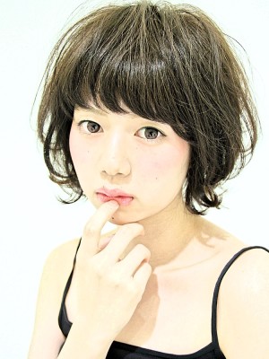 ふんわり外ハネショートボブ