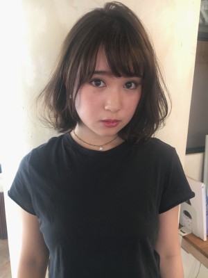 夏髪　フェミニングレージュボブ　