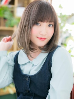外国人風カラーが個性的!前下がりストレート 外国人風カラーが個性的!前下がりストレート