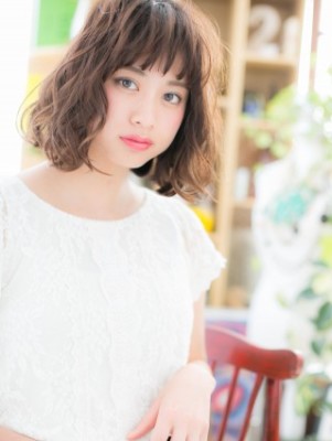 オン眉×とろみカール★アシンメトリー小顔ボブ オン眉×とろみカール★アシンメトリー小顔ボブ